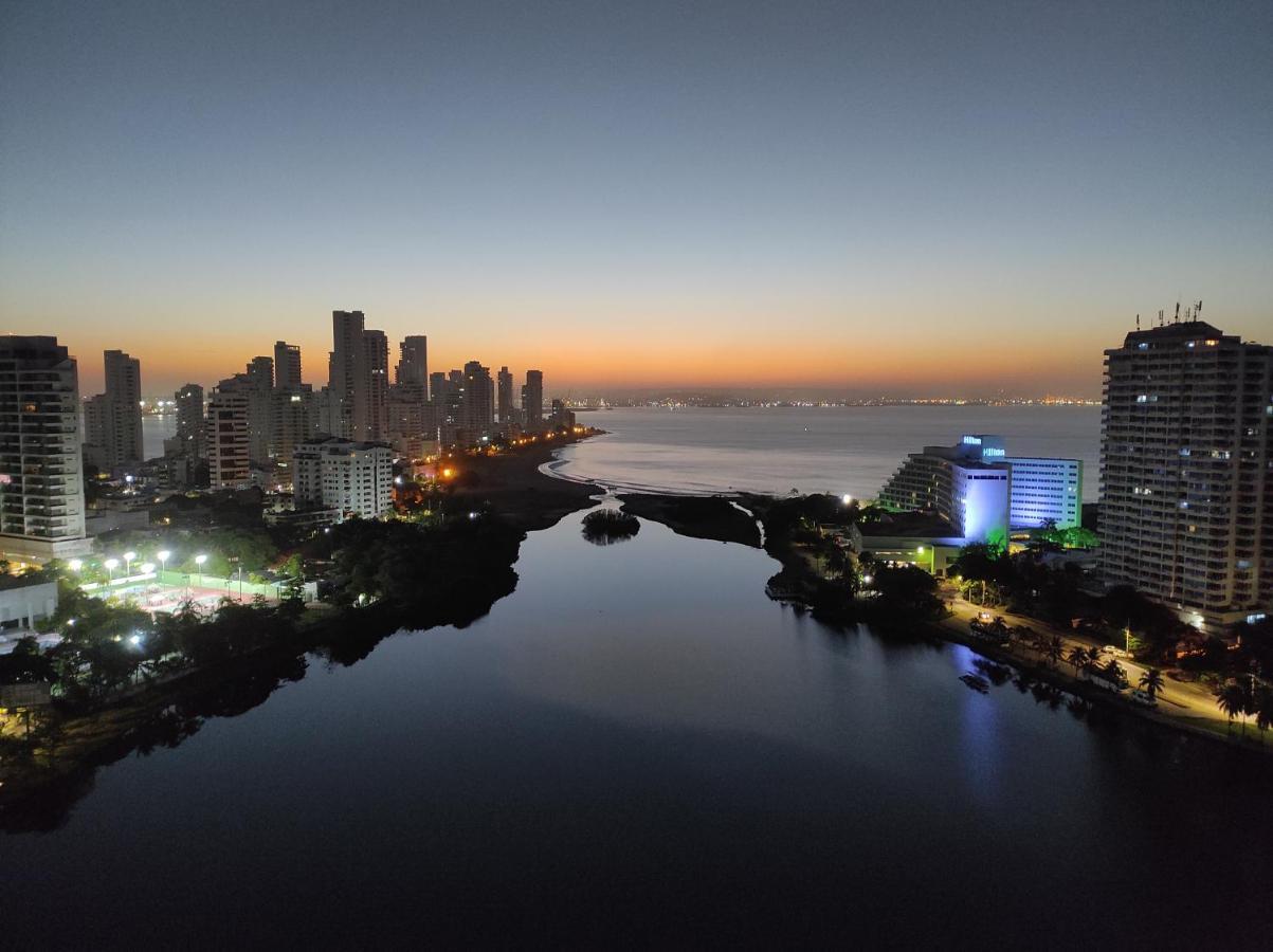 Apartamento De Lujo Con Vista Al Mar - Excelente Ubicacion Cartagena Eksteriør billede